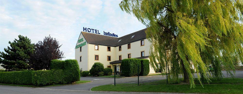 Brit Hotel Аррас Экстерьер фото
