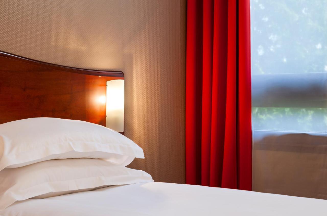 Brit Hotel Аррас Экстерьер фото