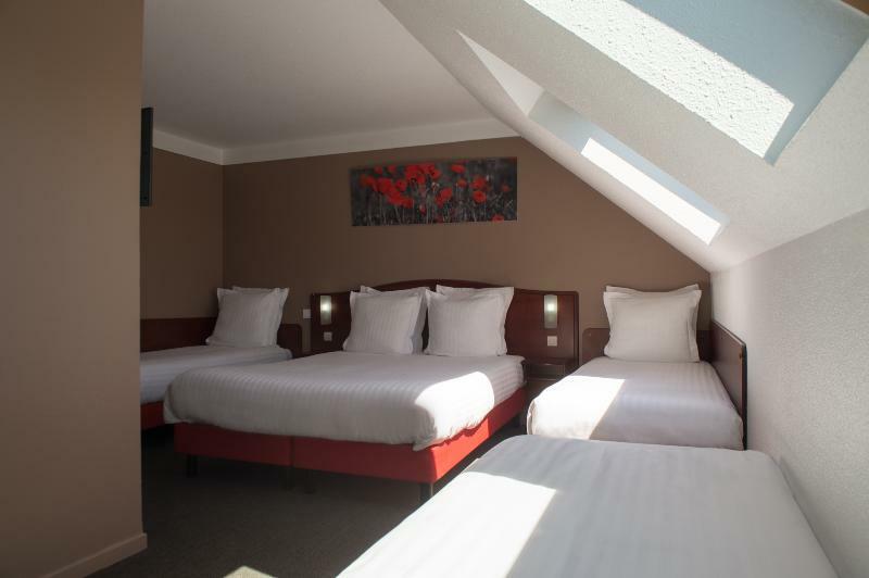 Brit Hotel Аррас Экстерьер фото